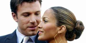 Jennifer Lopez y Ben Affleck llevan su amor a Capri y todos estamos más fascinados