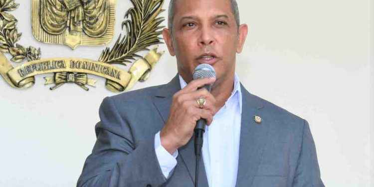 Anuncian concurso literario en SFM