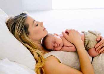 La actriz Amber Heard ya es madre de una niña: Oonagh Paige Heard