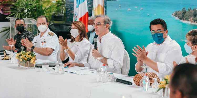 Presidente Abinader Asegura Tercera Dosis ha salvado vidas en el país