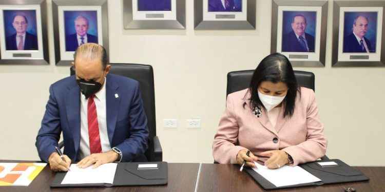 CEDIMAT y ANEIH firman acuerdo ofrecerá salud preventiva a socios