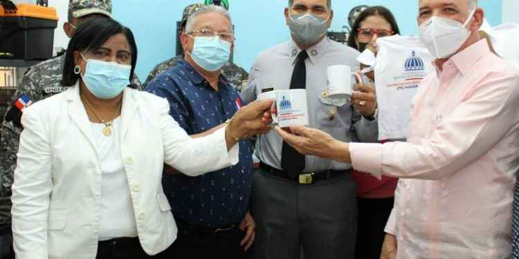 Cutupú de La Vega recibe Sala de Espacio Maker