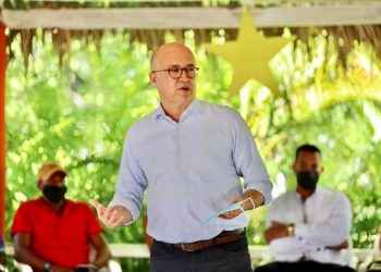 Domínguez Brito: “Presidente Abinader; ¿Dónde están los 12 mil millones de dólares prestados?