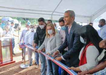Edenorte entrega redes rehabilitadas en comunidad La Piedra, La Vega