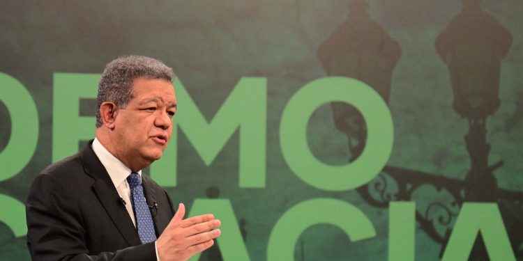 Leonel Fernández: Gobierno manipula estadísticas para confundir al  pueblo