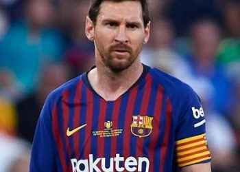 Lionel Messi se vuelve tendencia con un «look» colorido durante sus vacaciones en Ibiza