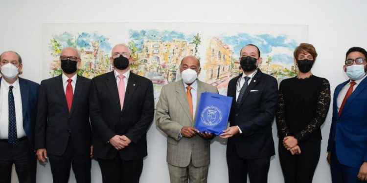 Milton Ray Guevara es un orgullo de la PUCMM, expresa director Escuela de Derecho Héctor Alies
