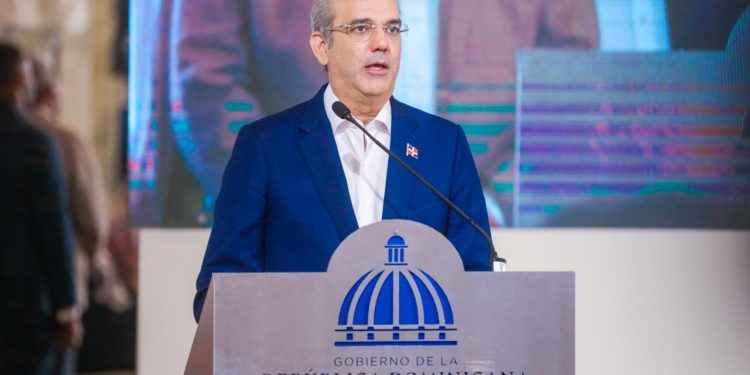 Presidente Abinader: RD da paso histórico hacia un clima de inversión favorable, crecimiento, empleo y desarrollo real