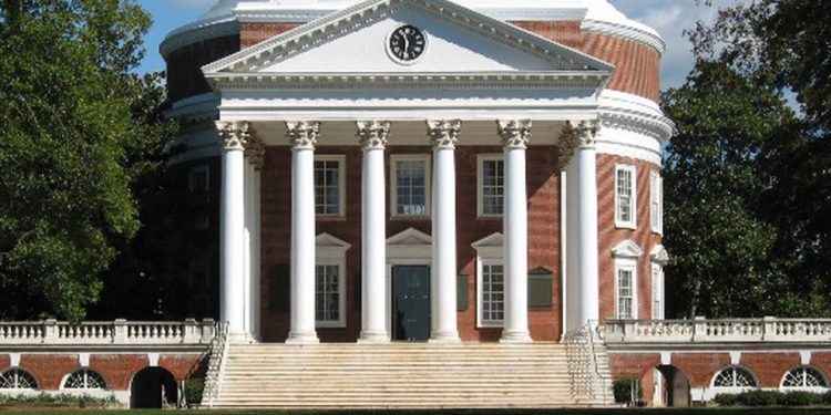 Universidad de Virginia dio de baja a más de 200 estudiantes por no vacunarse contra el COVID-19