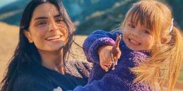 Califican a Aislinn Derbez de ser una mala madre