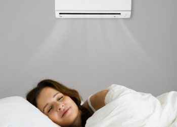 Guía para dormir con aire acondicionado sin dañar tu garganta