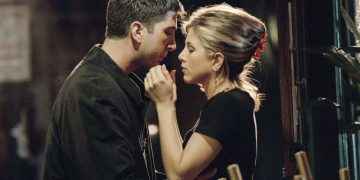 De la ficción a la realidad: ¿están saliendo Jennifer Aniston y David Swchimer tras el reencuentro de ‘Friends’?