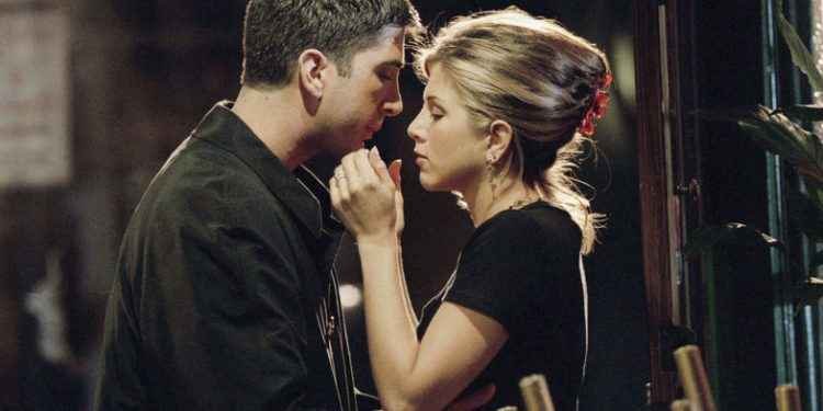 De la ficción a la realidad: ¿están saliendo Jennifer Aniston y David Swchimer tras el reencuentro de ‘Friends’?
