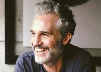 Juan Pablo Medina, actor de «La casa de las flores», perdió una pierna a causa de una trombosis
