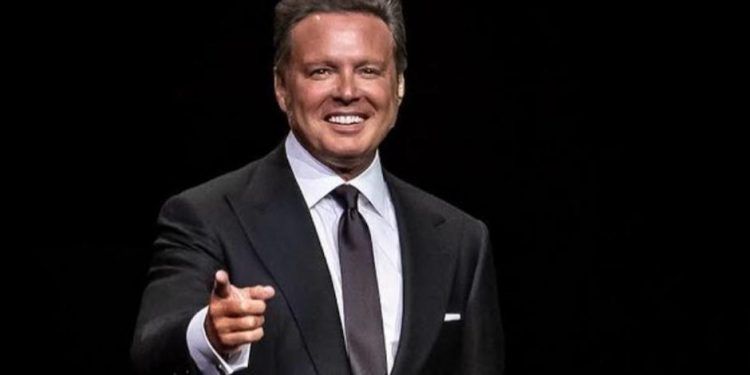 La imagen que podría confirmar el regreso de Luis Miguel con una «ex»