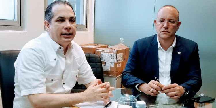 Minerd-Proindustria-Acis gestionan acuerdo para abrir oportunidades laborales a jóvenes