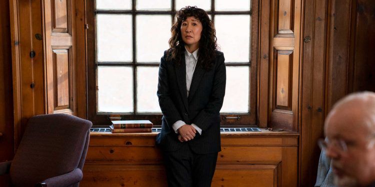 ‘La directora’: la notable comedia de Netflix es una acertada y divertida exploración del ecosistema universitario