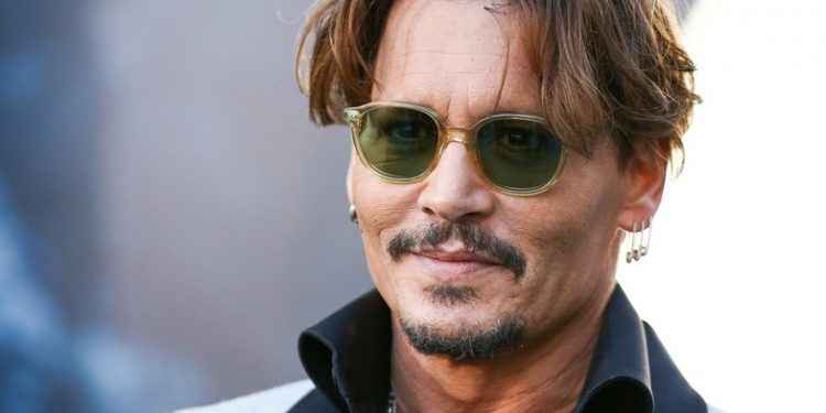 «Su cuenta en descenso»: Johnny Depp está desesperado por regresar a Disney