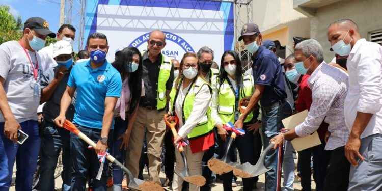 Coraasan invierte más de 16 millones de pesos para saneamiento de sectores en Cienfuegos