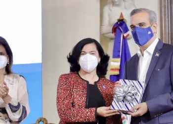 Presidente Abinader y Oficina de Enlace celebran el Día Nacional de la Biblia, por segundo año consecutivo