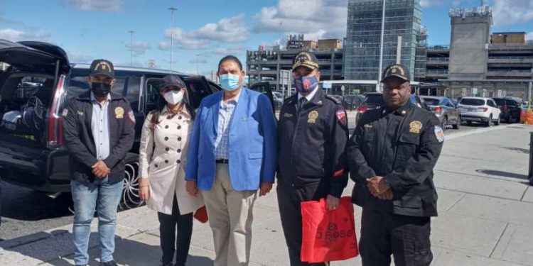 Alcalde Puñal llega a NY dónde recibirá donación de un camión de bomberos y otros equipos
