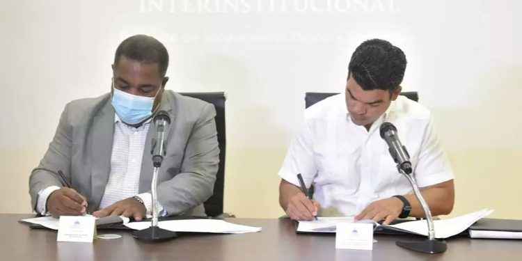 Gabinete de Política Social e INAPA firman convenio para aunar esfuerzos en beneficio de comunidades más vulnerables del país