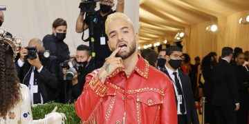 Maluma pasó vergonzoso momento en la MET Gala y rompió una regla del evento!