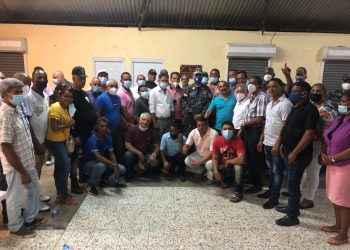 Lanzan programa Policía Juvenil Comunitaria en Santiago