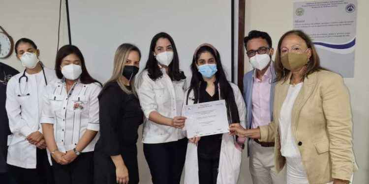 Sociedad Neumología del Norte oficializa entrega premio Fernando Hernando