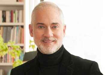 Sully Bonnelly afirma moda dominicana no ha alcanzado proyección internacional y aboga por ayuda del estado