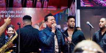 Casino Platino celebra quinto aniversario con Wilman Peña