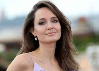 Angelina Jolie pide actuar contra la violencia de género en Congreso de EEUU