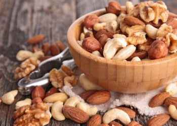 ¿Engordan los frutos secos?
