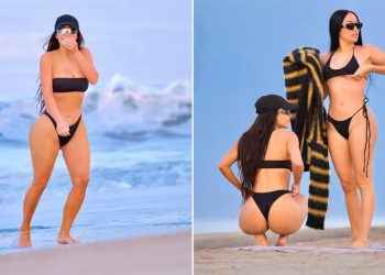 Kim Kardashian presumió sus curvas en un bikini durante un paseo por Malibú