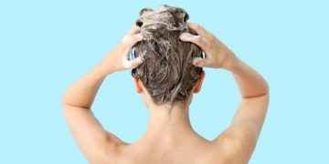 Cada cuánto debes lavarte el pelo y por qué