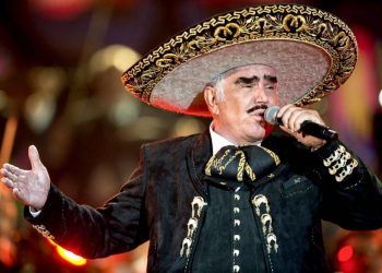 Vicente Fernández: ¿A cuánto asciende la fortuna del artista?