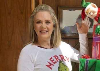 Erika Buenfil reveló si se operó el rostro por estética: “Se vale jugar”