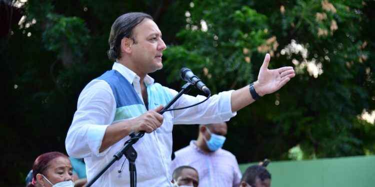 Abel Martínez: “en poco más de un año no hemos visto ni un puente peatonal que haya hecho este Gobierno”