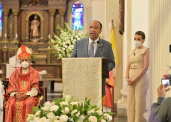 Banreservas continua la celebración de 80º aniversario con misa oficiada en la Catedral de Santiago