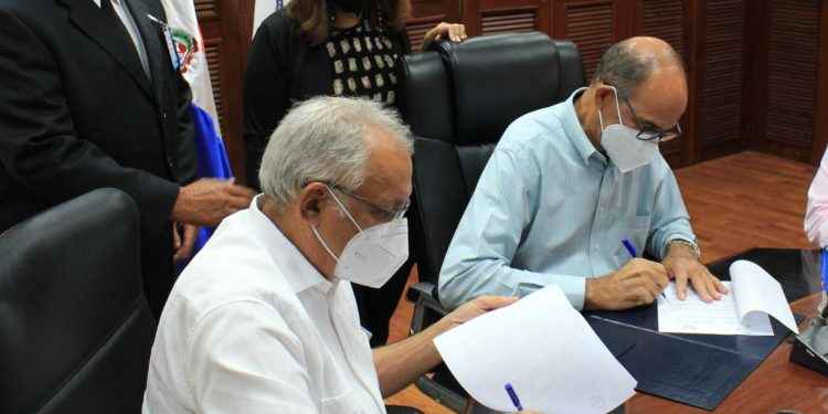 Coraasan e Intabaco firman convenio por el cuidado del medio ambiente