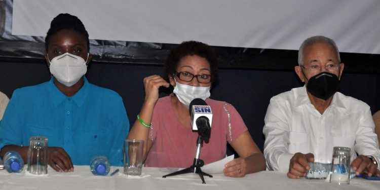 Frente Amplio propone nuevos impuestos sean para más ricos