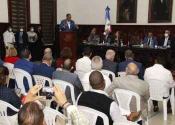 Sectores sociales sugieren mayor escolaridad miembros PN, capacitación en manejo crisis y formación continua