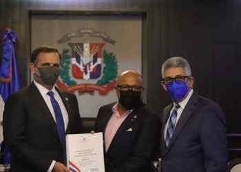 Poder Ejecutivo deposita en Congreso proyecto Ley Presupuesto para 2022