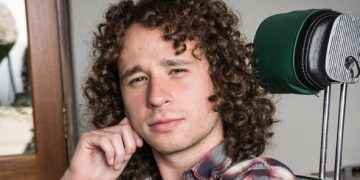 De maestro de inglés a empresario: cómo ha amasado su fortuna Luisito Comunica