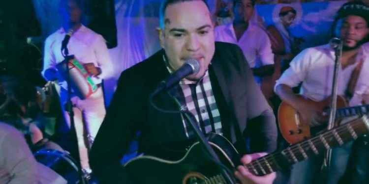 Muere en accidente de tránsito el bachatero Manny Jhovanny