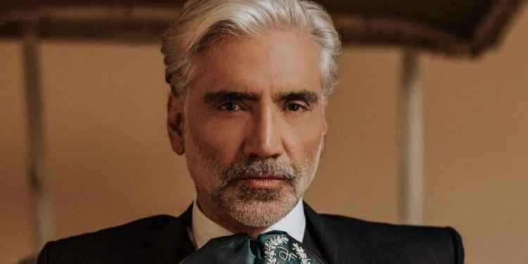 Alejandro Fernández rompió el silencio y le envió un emotivo mensaje a su padre