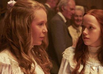 Actriz de «Anne with an E» muestra su belleza luego de raparse por el cáncer
