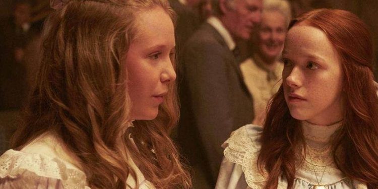 Actriz de «Anne with an E» muestra su belleza luego de raparse por el cáncer