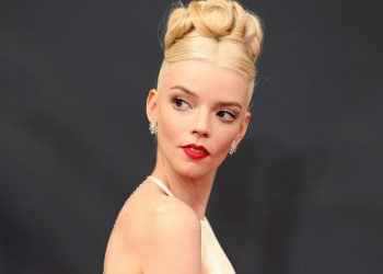 Anya Taylor-Joy cantando es todo lo que necesitas ver hoy