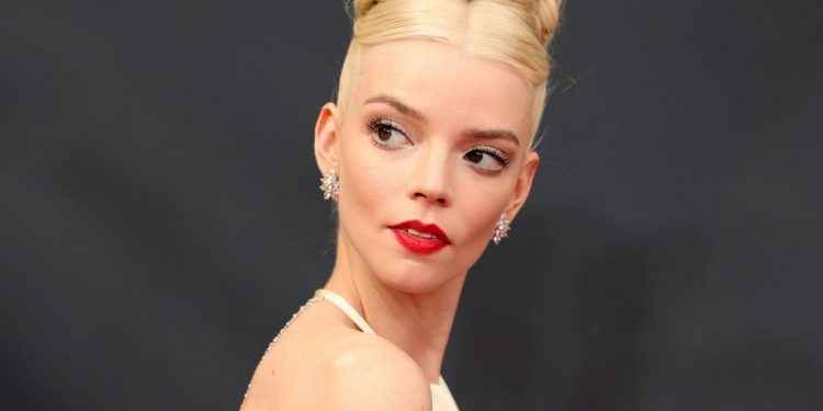 Anya Taylor-Joy cantando es todo lo que necesitas ver hoy